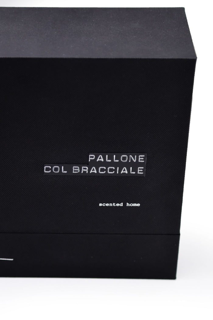 Pallone col bracciale-7
