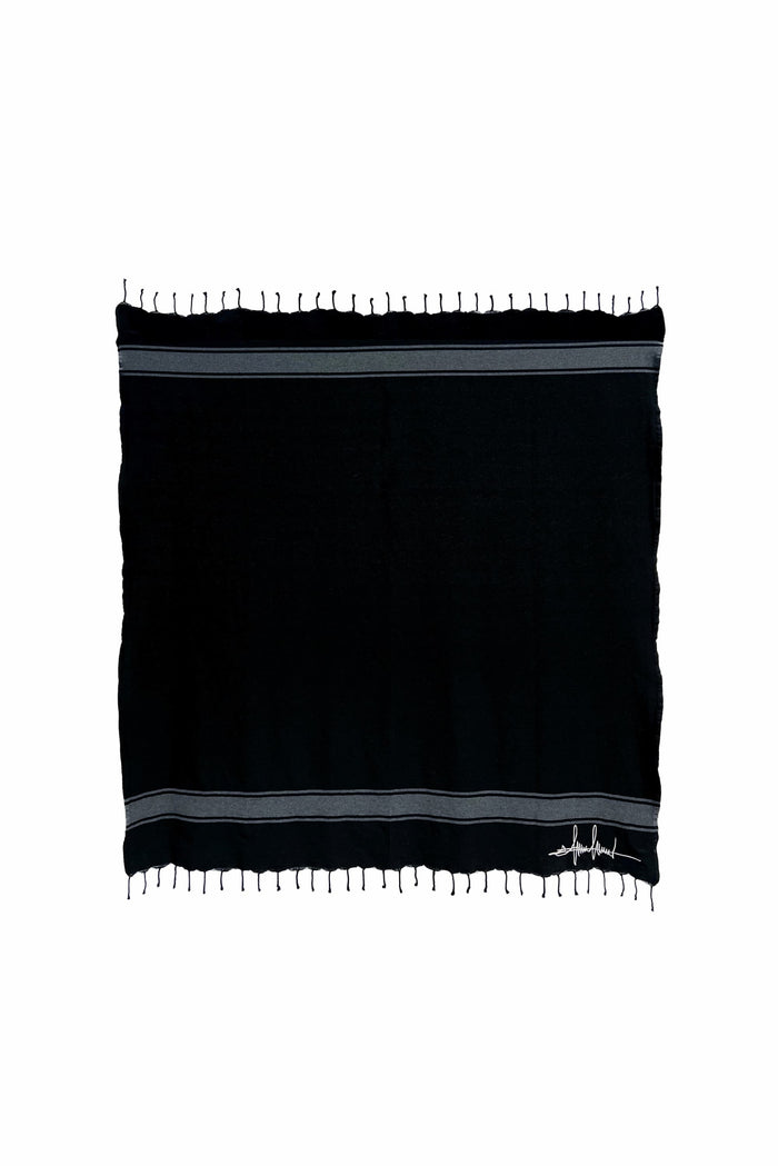 BLACK BEACH TOWEL-4